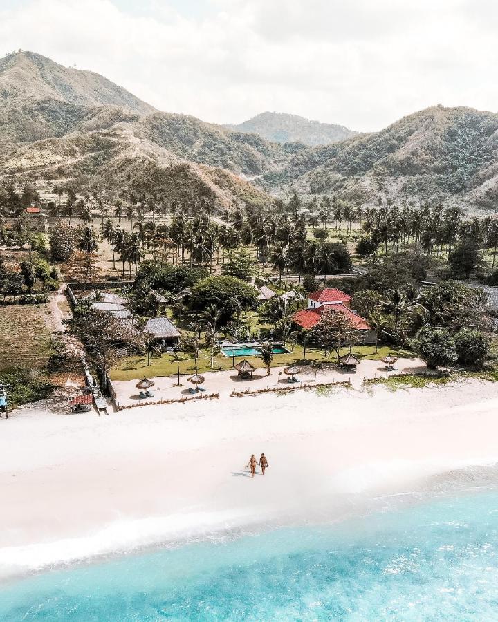 Segara Lombok Beach Resort Selong Belanak Luaran gambar