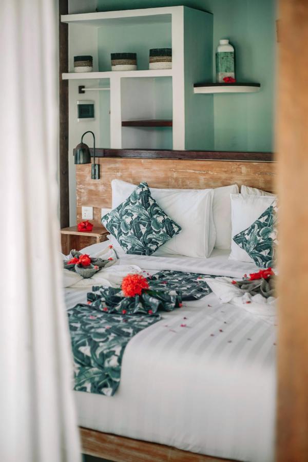 Segara Lombok Beach Resort Selong Belanak Luaran gambar