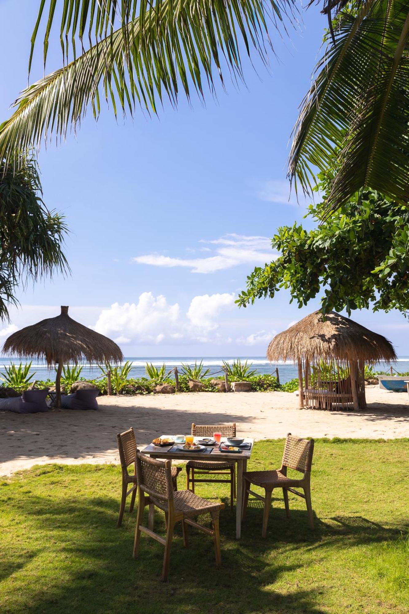 Segara Lombok Beach Resort Selong Belanak Luaran gambar